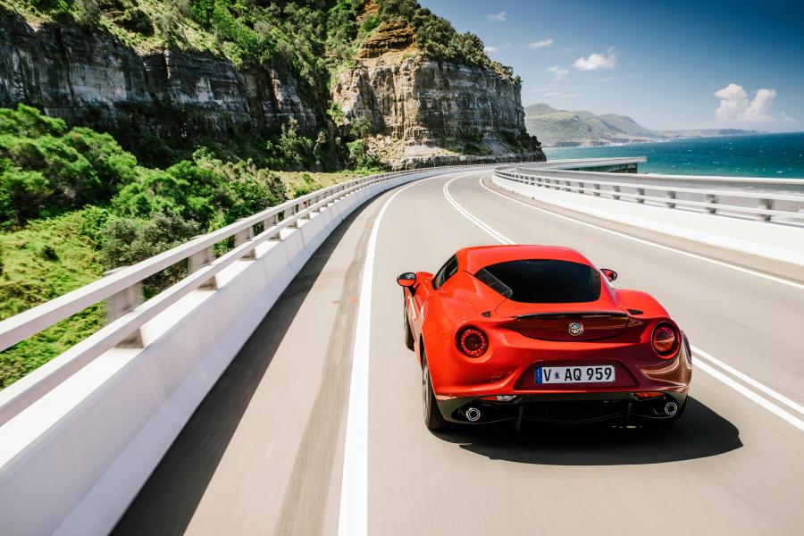  Alfa Romeo 4C Launch Edition (960) 2015 года  (AU) (фото 17 из 40)